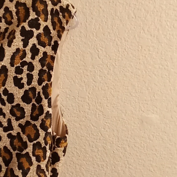 NEW Alice Olivia Boho Contemporary Size 10 Leopard Print Cream-Brown Colors B26 - Picture 8 of 16